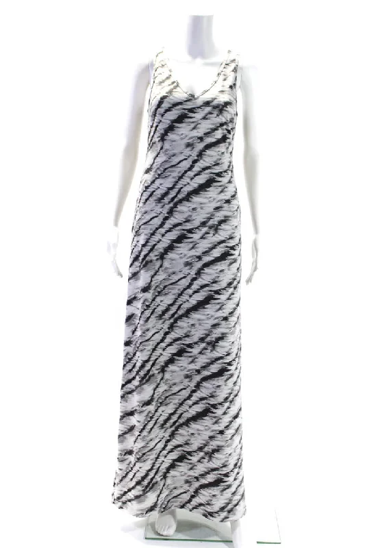 Fashionista Favorites Ala von Auersperg Women's V-Neck Sleeveless A-Line Maxi Dress Black Gray Everyday Glamour