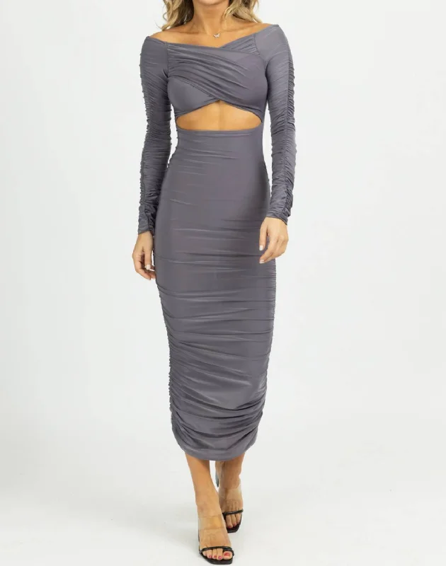 Summer Fashion Off-Shoulder Shirred Slinky Midi Dress In Ash Classic Appeal