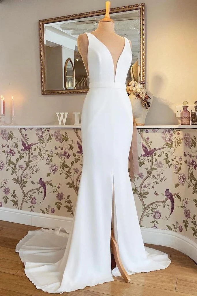 Chic And Trendy Sheath Long Silk Chiffon Beach Wedding Dresses with Draped Back Graceful Drape