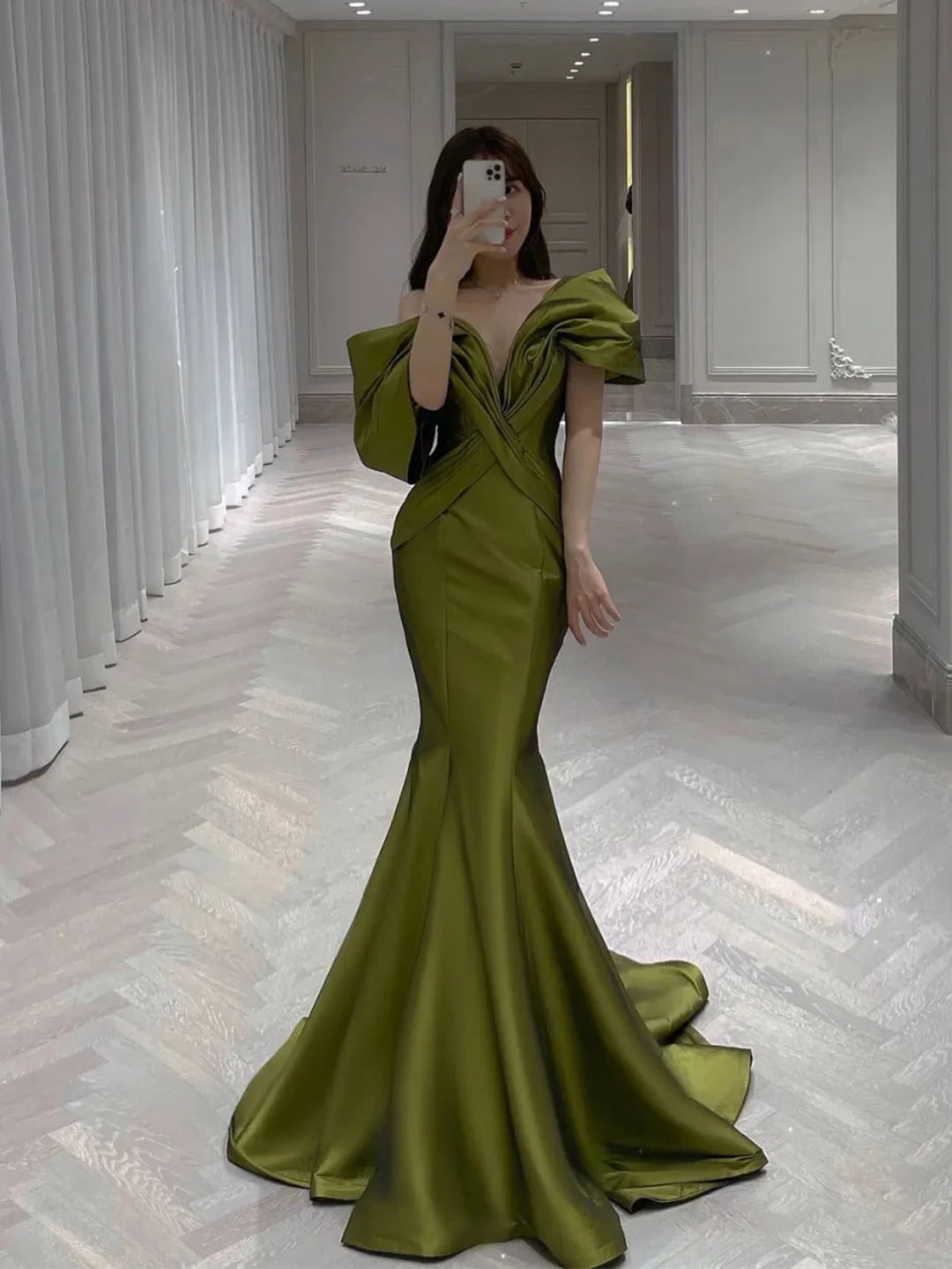 Holiday Glam Green Silk Satin Mermaid Evening Dress Off The Shoulder Women Formal Prom Gowns Party Robes De Soiree Custom Made Casual Chic