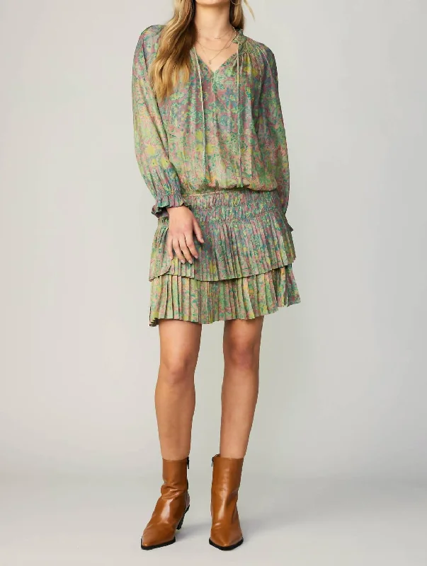 Sleek Style Discounts Pleated Long Sleeve Mini Dress In Green Floral Romantic Date - Night Ensemble